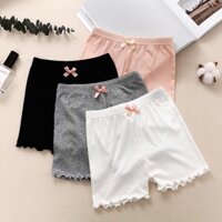 quần mặc váy bé gái