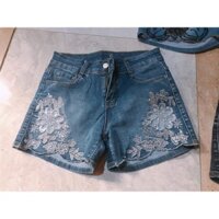 quần short jeans đính đá