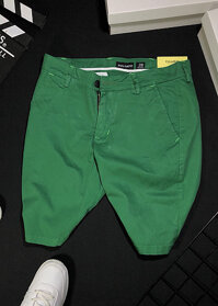 quan short kaki xanh la QS_55