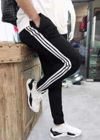 Quần Thể Thao Đen Ba Sọc Trắng ONGTHUONG95 Ống Thường - XXL 65 - 74 Kg