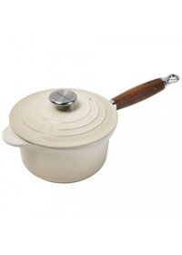 Quánh gang có nắp LeCreuset Kochtopf m. lang. Holzgriff 18cm Meringue – màu trắng kem