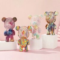 Quạt cầm tay mini hình gấu bearbrick tích điện dùng cho văn phòng, du lịch cực tiện lợi