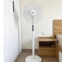 Quạt cây đứng CAMEL 5 cánh có điều khiển hàng chính hãng