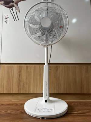 Quạt cây Hitachi HEF-AL300E