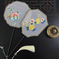 Quạt Cổ Điển Tinh Tế Phong Cách Trung Quốc Nhóm Quạt Thêu Cổ Quạt Su Thêu Nữ Hanfu Sườn Xám Trang Phục Cổ Trẻ Em Người Lớn Sàn Diễn Khiêu Vũ Cung Điện Quạt