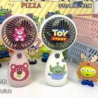 Quạt Điện Cầm Tay Mini Để Bàn Hình Gấu Dâu Dễ Thương Có Cổng Sạc USB