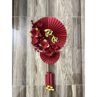 quạt đỏ tài lộc trang trí tết