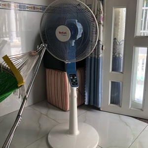 Quạt đứng Tefal VF3680