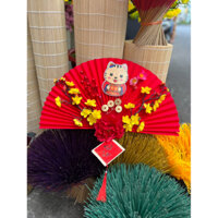 Quạt giấy đỏ trang trí tết ( quạt dán sẵn ) tặng kèm móc  treo