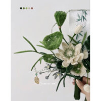 Quạt hoa kẽm nhung cầm tay