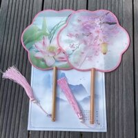 Quạt Múa Cầm Tay Dáng Dài Trong Suốt Phong Cách Trung Hoa Cổ Điển