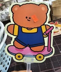 Quạt nhựa cầm tay cho bé