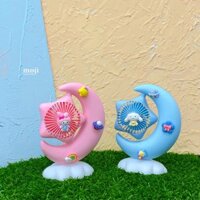 Quạt USB để bàn sạc tích điện Little Sanrio family with friends moon and star có đèn