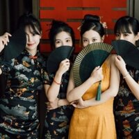 Quạt Xếp Cầm Tay Màu Sắc Gradient Trung Hoa Cổ Điển Dùng Làm Đạo Cụ Chụp Ảnh Cưới