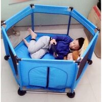 QUÂY BÓNG LỤC GIÁC KIÊM CŨI NHỰA SIÊU TIỆN LỢI.