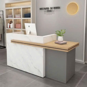 Quầy lễ tân QLT12