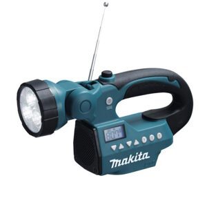 Radio có đèn dùng pin 18V Makita DMR050