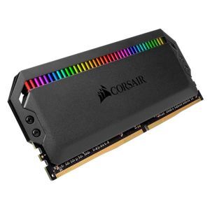 RAM Desktop CorsairDOMINATOR CMT32GX4M2C3000C15