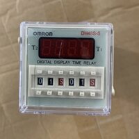 Relay thời gian DH48S-S OMRON mặt đỏ 220V tặng kèm đế.