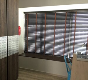 Rèm gỗ bách cao cấp cản sáng tốt hãng Sankaku mã SKK314