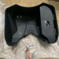 Rổ giữa xe EXCITER đời 2011 kiểu V8 có hộp nhỏ có khóa