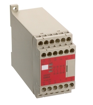 Rơ le an toàn Omron G9SA-301 AC/DC24