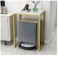 Robot quét nhà có giá để đồ ghế sofa phòng khách bên bàn cao bể cá đựng nước uống kệ bên tủ bàn vuông nhỏ bàn cà phê