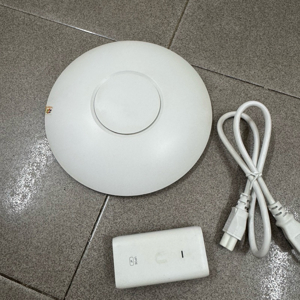 Router - Bộ phát wifi Ubiquiti UniFi AC Pro