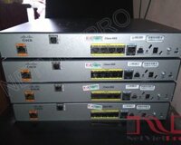 Router Cisco CISCO888-K9