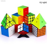 ﹊♧rubik 2x2 3x3 4x4 
  Qiyi Khối kim tự tháp thứ hai bậc ba, năm ma thuật rắn màu thạch anh bộ sợi carbon