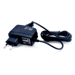 Sạc 12Vmax DC1001 Makita 196829-1