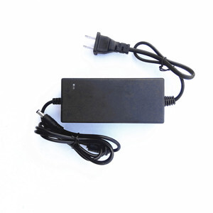 Sạc bộ đàm Motorola - CP1300