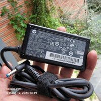 Sạc hp 45w kim nhỏ, hàng theo máy. zin 100%. ko bán hàng nhái