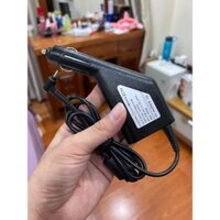 Sạc laptop Acer Aspire R5-471T trên oto
