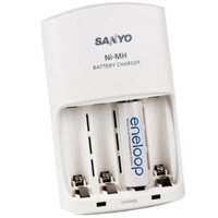 Sạc Pin Sanyo Eneloop