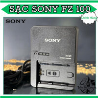 Sạc pin Sony FZ100 tương thích cho máy ảnh Sony A9, Sony A7 Mark III, Sony A7R mark III.