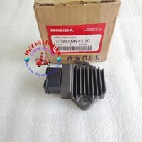 Sạc Spacy nhật zin Honda Japan - 31600-MV4-010
