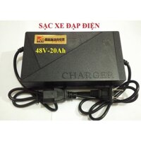 Sạc xe đạp điện 48V 20ah hàng cao cấp có quạt tản nhiệt khi sạc đầy (chân rắn) xe đạp điện, xe máy điện, sạc pin 12V, AC Batt