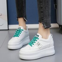 SALE salle Giày bánh mì đế độn cá tính cao 7cm chất da mềm mại full size màu đen, trắng BM088 . new new new . 2020 K . $