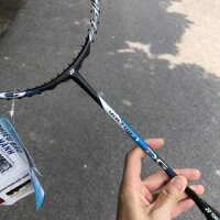 sale sap nha Vợt cầu lông Yonex Voltric 1DG