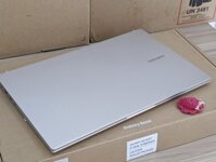 Samsung Galaxybook 15 i5 1135G7 8Gb SSD 256Gb 15.6FHD Touch Win11 New Fullbox