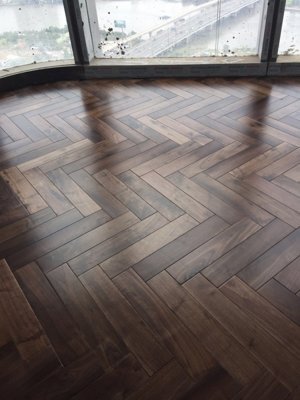 Sàn gỗ Óc Chó 15x90x450mm