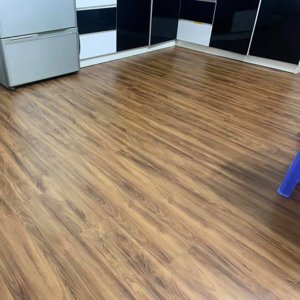 Sàn nhựa hèm khóa vân gỗ  COMFORT SPC 4mm LC405