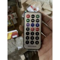 Sản phẩm gia đình làm: combo 5 Điều khiển đài Mờ Pê 3