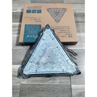 Sản phẩm gia đình làm:  Đèn lét nháy tam giác SD9103