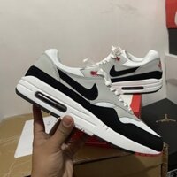 Sẵn sàng AirMax 1 và kỷ niệm 'obsi'