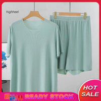 [Sẵn sàng] Đồ ngủ nam cảm ứng mềm mại Thiết kế cổ điển Đồ ngủ nam Bộ đồ ngủ ngắn tay cổ chữ O với quần Short ống rộng Đồ mặc nhà màu trơn thoải mái cho Đông Nam A