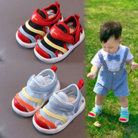 Sandal Caterpillar Giày tập đi trẻ sơ sinh đế mềm thoáng khí cho bé trai Baotou mẫu mới hè 2024 già