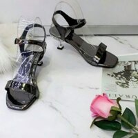 Sandal đính đá sang chảnh