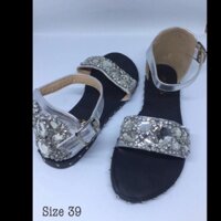 Sandal đính đá